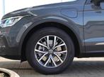 Volkswagen Tiguan 1.4 TSI 245 pk DSG eHybrid Life | Alcantar, 1716 kg, Stof, 4 cilinders, Traction-control