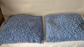 Set van 2 grote blauwe badstof woonkussens, 70x70 cm beschikbaar voor biedingen