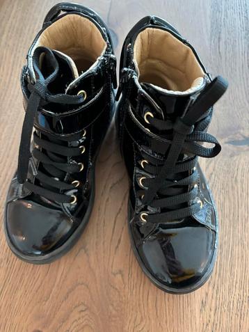 Zwarte lak kinder schoentjes maat 27 beschikbaar voor biedingen