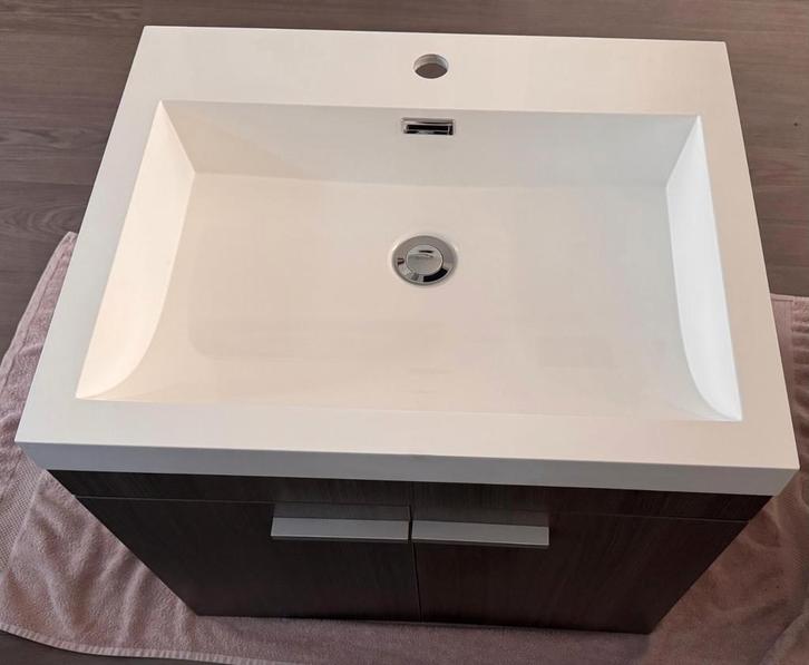 Moderne wastafel met kast, Huis en Inrichting, Badkamer | Badkamermeubels, Zo goed als nieuw, Wasbak of Wastafel, Minder dan 100 cm