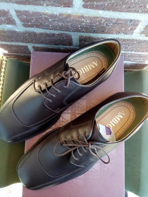 Heren schoenen Ambiorix Mt39, Kleding | Heren, Schoenen, Nieuw, Veterschoenen, Bruin, Ophalen of Verzenden