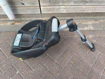 Maxi Cosi Cabriofix Isofix beschikbaar voor biedingen