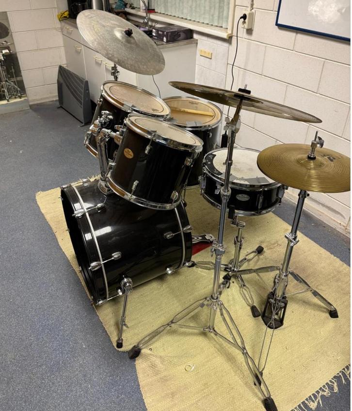 Pearl Drumstel (zwart, formum series), Muziek en Instrumenten, Drumstellen en Slagwerk, Gebruikt, Pearl, Ophalen