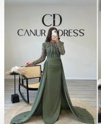 Jurk dress abiye van canur dress, Kleding | Dames, Jurken, Groen, Ophalen of Verzenden, Onder de knie, Zo goed als nieuw