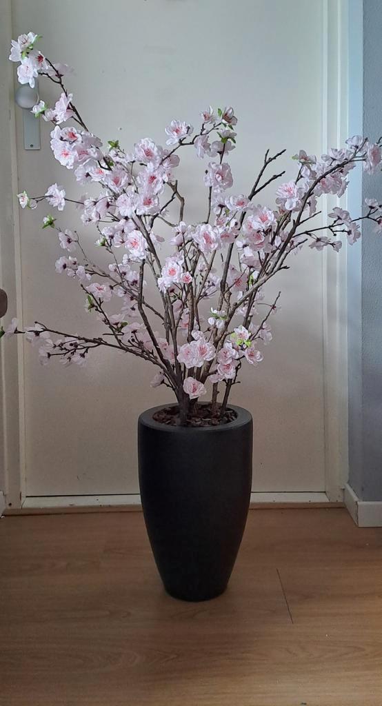 Mooie kunstpot kersenbloesem, Huis en Inrichting, Woonaccessoires | Kunstplanten en Kunstbloemen, Zo goed als nieuw, Ophalen