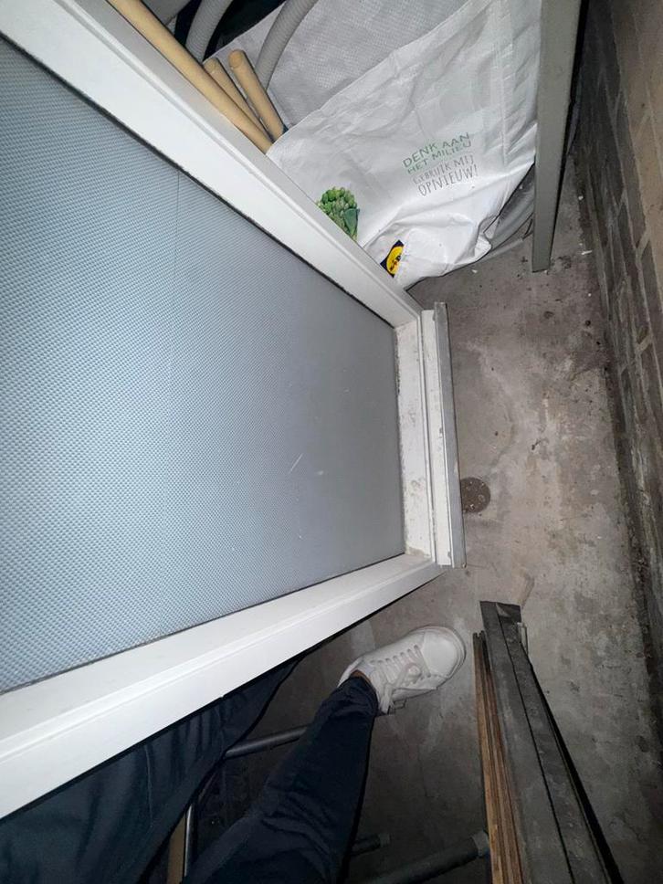 Velux Dakraam - 108x62cm - Overbodig, Doe-het-zelf en Verbouw, Glas en Ramen, Gebruikt, Dakraam, 80 tot 120 cm, Minder dan 80 cm