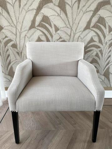 8 eetkamerstoelen/ fauteuils beschikbaar voor biedingen