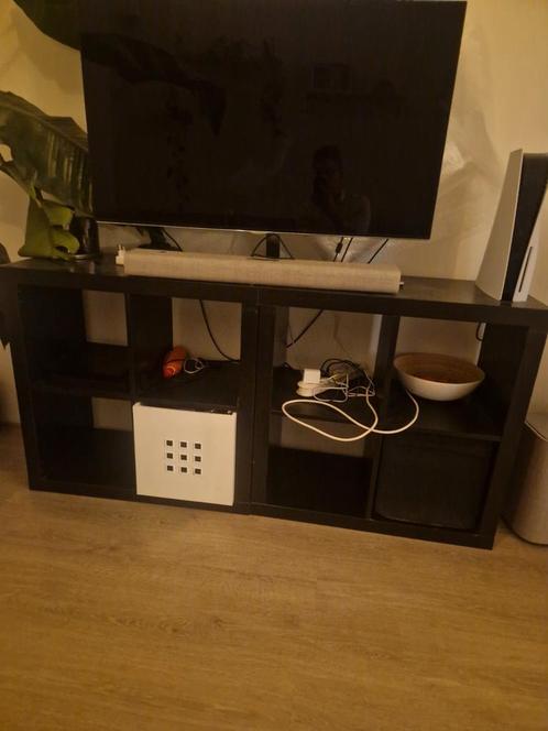 Zwart TV meubel - IKEA Kallax, Huis en Inrichting, Kasten | Televisiemeubels, Zo goed als nieuw, Minder dan 100 cm, 100 tot 150 cm