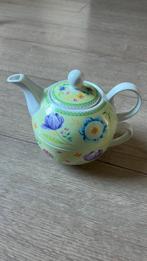 Theepot met kop zgn vrolijk motief bloemen, Huis en Inrichting, Keuken | Servies, Ophalen of Verzenden, Overige stijlen, Overige typen