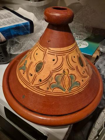 Authentieke Marokkaanse Tajine beschikbaar voor biedingen