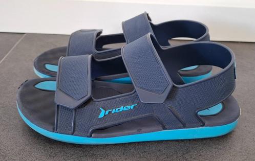 Blauwe slippers maat 35. Rider sandalen. Kinderschoenen., Kinderen en Baby's, Kinderkleding | Schoenen en Sokken, Zo goed als nieuw