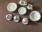 Mooi Servies met Blauwe Bloemetjes, 6-persoons, Huis en Inrichting, Keuken | Servies, Ophalen, Zo goed als nieuw, Overige stijlen