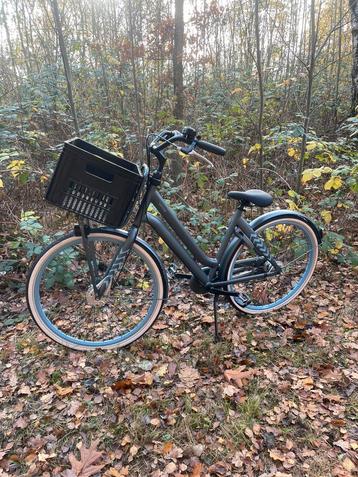 Cortina crush damesfiets 28 inch framemaat 50 cm niew staat beschikbaar voor biedingen