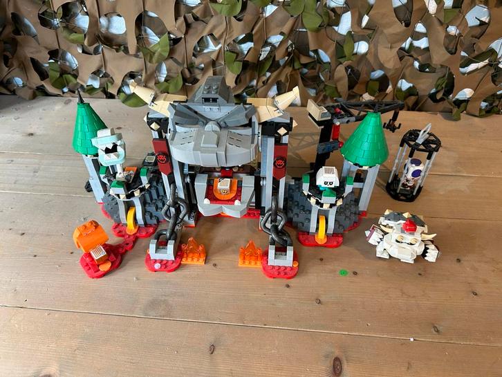 Lego Mario Gevecht op Dry Bowsers Kasteel (71423), Kinderen en Baby's, Speelgoed | Duplo en Lego, Zo goed als nieuw, Lego, Complete set