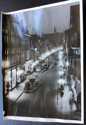 Fotokaart Alkmaar bij avond beschikbaar voor biedingen