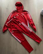 Ajax hoodie en trainingsbroek 176 - origineel  en als nieuw, Kinderen en Baby's, Kinderkleding | Maat 176, Ajax, Jongen of Meisje