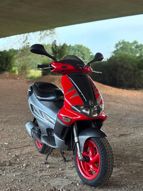 Gillera Runner DD SP PRO 2002 orgineel, Fietsen en Brommers, Scooters | Piaggio, Zo goed als nieuw, Overige modellen, Maximaal 45 km/u