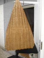Vintage rieten rotan wieg [ draagmand ] Celine??, Kinderen en Baby's, Babywiegjes en Ledikanten, Ophalen, Zo goed als nieuw, Wieg