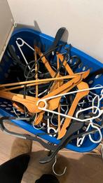 Diverse kledinghangers gratis, Ophalen, Zo goed als nieuw, Kunststof