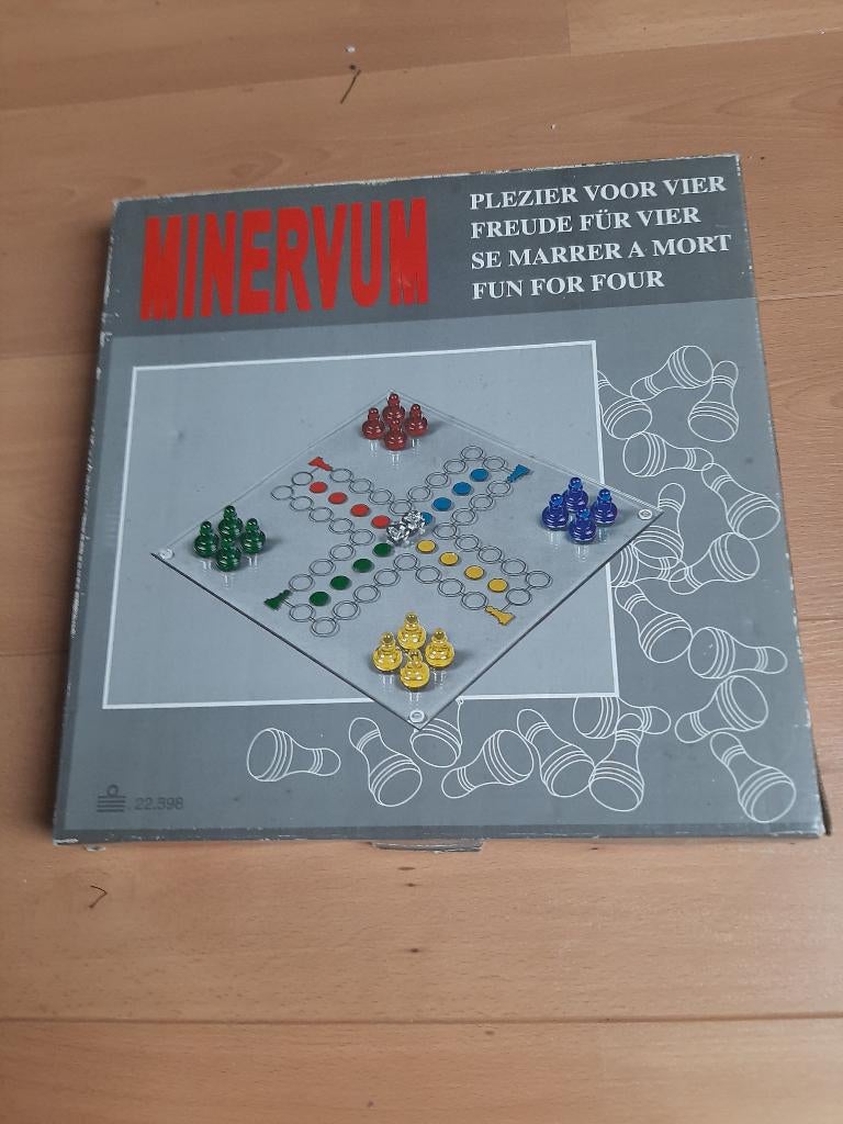 te koop glazen mens erger je niet spel, Ophalen of Verzenden, Nieuw