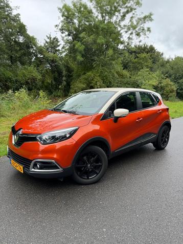 Renault Captur TCe 90 Expression (bj 2014) beschikbaar voor biedingen