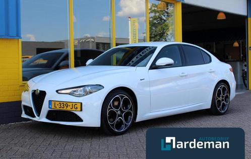 Alfa Romeo Giulia 2.0T Sprint 280pk Driver Assist., Auto's, Alfa Romeo, Bedrijf, Te koop, Giulia, ABS, Achteruitrijcamera, Adaptive Cruise Control