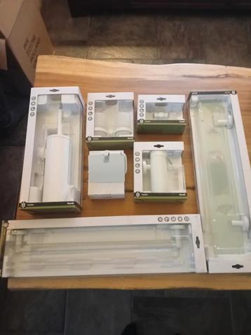 Haceka Rondi Badkamer Accessoires Set - Nieuw in Doos beschikbaar voor biedingen