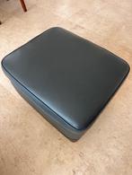 Donkergroene leren hocker/poef van Schuitema, Ophalen, Zo goed als nieuw, Rechthoekig, Hout