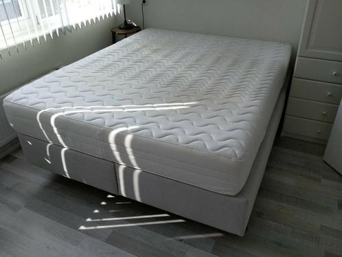 Boxspring 160x 200, Huis en Inrichting, Slaapkamer | Boxsprings, Zo goed als nieuw, 160 cm, 200 cm, Tweepersoons, Ophalen