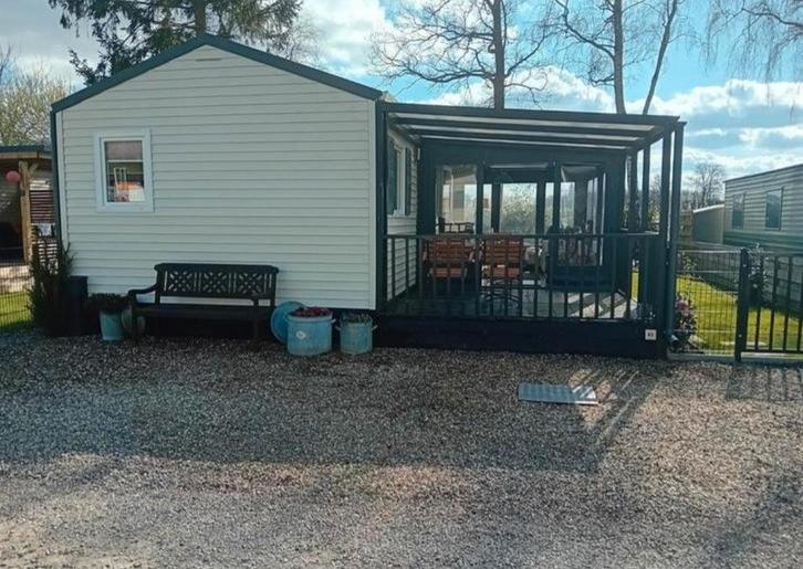 Stacaravan te koop camping papillon te kinrooi, Caravans en Kamperen, Stacaravans, Ophalen