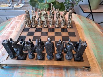 Oud metalen schaakspel !