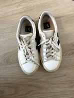 Sneakers Veja (woman), Kleding | Dames, Schoenen, Ophalen, Wit, Sneakers of Gympen, Gedragen
