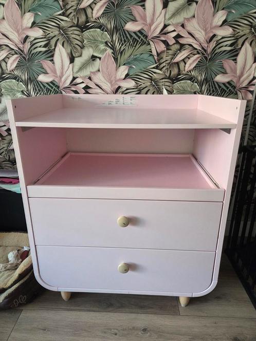 Myllra Commode + Bed Roze (Ikea), Kinderen en Baby's, Babywiegjes en Ledikanten, Gebruikt, Ledikant, Ophalen