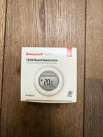 Honeywell T87M Round Modulation Thermostaat, Doe-het-zelf en Verbouw, Thermostaten, Ophalen of Verzenden, Slimme thermostaat, Nieuw