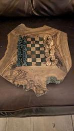 Uniek Houten Schaakspel, Een of twee spelers, Ophalen of Verzenden, Zo goed als nieuw, Onbekend