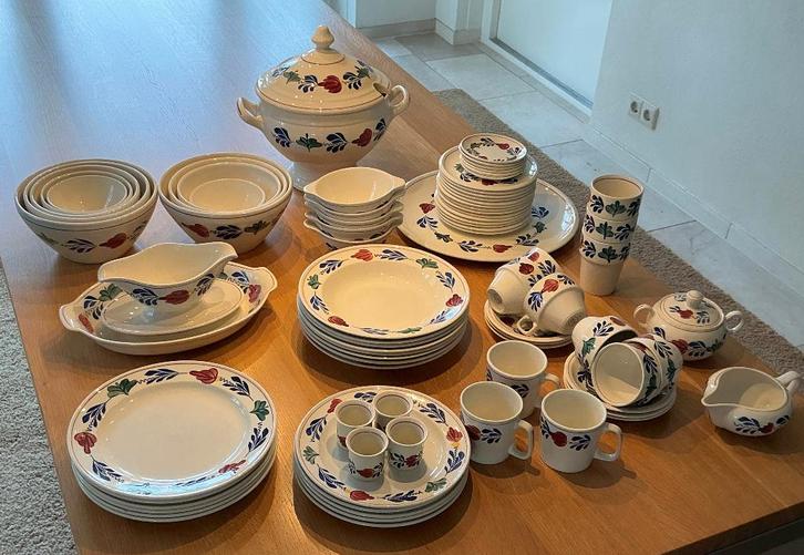 Boerenbont servies Royal Boch, Huis en Inrichting, Keuken | Servies, Gebruikt, Overige typen, Boerenbont, Aardewerk, Ophalen