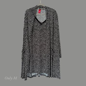 Only M cardigan met top. beschikbaar voor biedingen