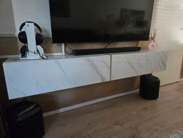 Tv meubel hangend 