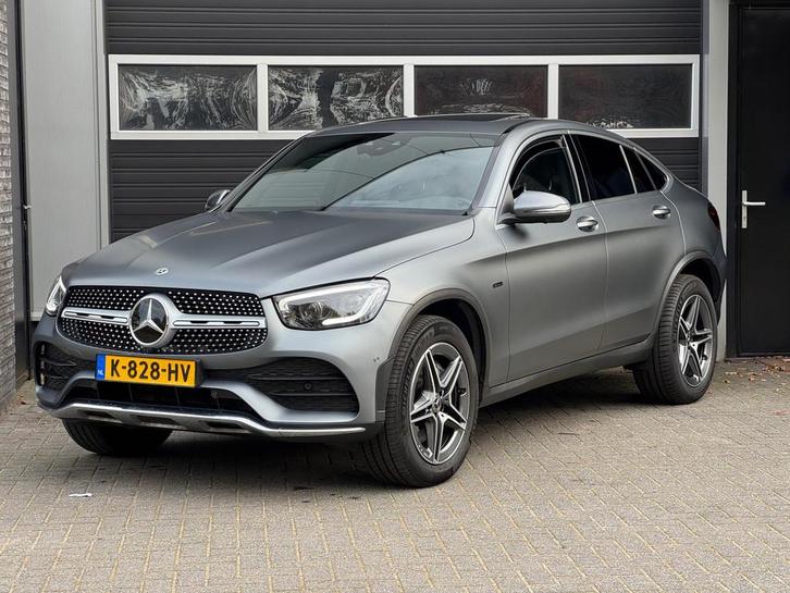 Mercedes-Benz GLC-klasse Coupé 300e 4MATIC AMG Virtual, 360, Auto's, Mercedes-Benz, Bedrijf, Te koop, GLC Coupé, 360° camera, 4x4
