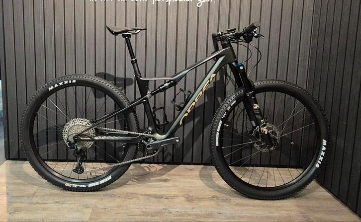 Orbea Oiz M 30 carbon 2024 xc fully  maat M, Fietsen en Brommers, Fietsen | Mountainbikes en ATB, Zo goed als nieuw, Overige merken