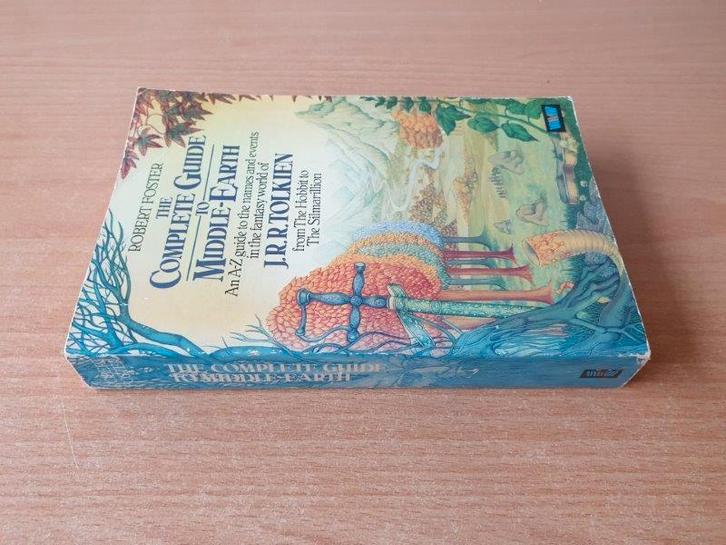 Robert Foster (Tolkien) - Complete Guide to the Middle Earth, Boeken, Fantasy, Gelezen, Ophalen of Verzenden