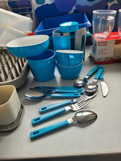 Mepal 9 bestek 4 kommen 1 voorraadpot Blauw, Caravans en Kamperen, Kampeeraccessoires, Gebruikt, Ophalen of Verzenden