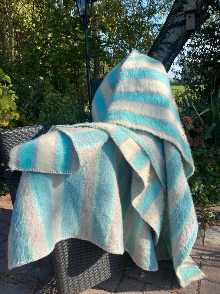 Mooie gestreepte vintage wollen deken Van Wijk, Huis en Inrichting, Woonaccessoires | Plaids en Woondekens, Zo goed als nieuw
