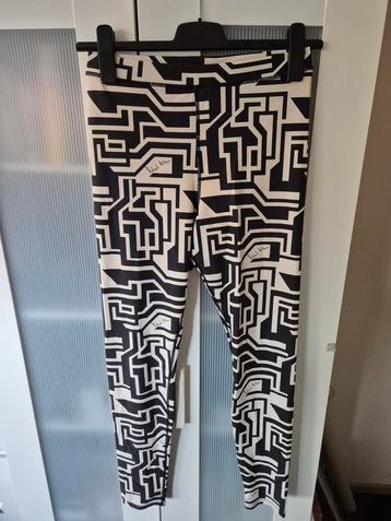 H&M x Richard Allan legging/broek beschikbaar voor biedingen