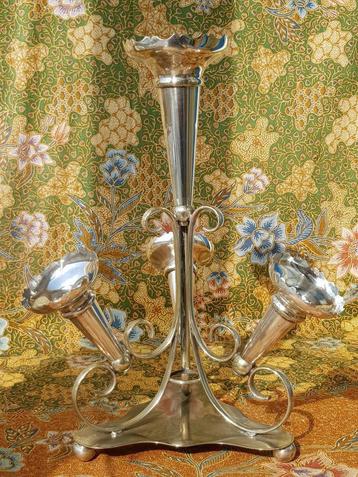 Prachtig antiek silverplate tafelstuk uit Engeland 33,5 cm. beschikbaar voor biedingen