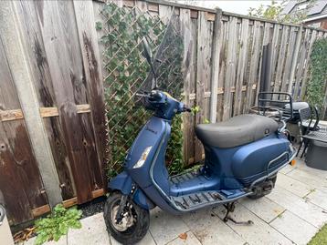 La Souris brom scooter 2020 beschikbaar voor biedingen