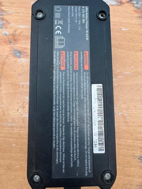 Bosch eBike oplader 36V 4A + display, Fietsen en Brommers, Fietsaccessoires | Fietsaccu's, Gebruikt, Ophalen