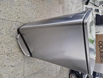 Simplehuman RVS prullenbak beschikbaar voor biedingen