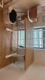 Elektrisch verstelbaar bureau met massief eikenhouten blad, Utrecht