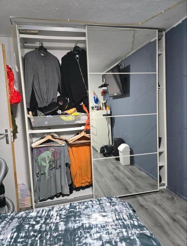 Grote kledingkast met schuifdeuren, Huis en Inrichting, Kasten | Kledingkasten, Zo goed als nieuw, 200 cm of meer, 150 tot 200 cm